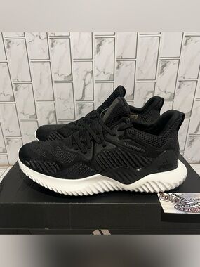 New Adidas AlphaBounce Beyond Running Training Shoes Black White Womens 9.5